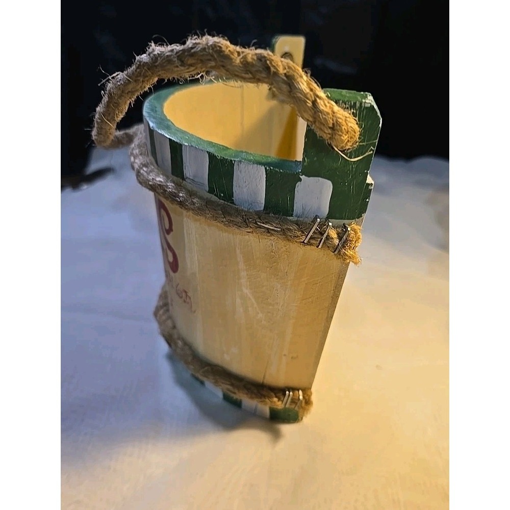 Vintage ~ Santa's Wooden Suggestion Box ~ Christmas Decor~Unique ~GUC - Picture 5 of 9